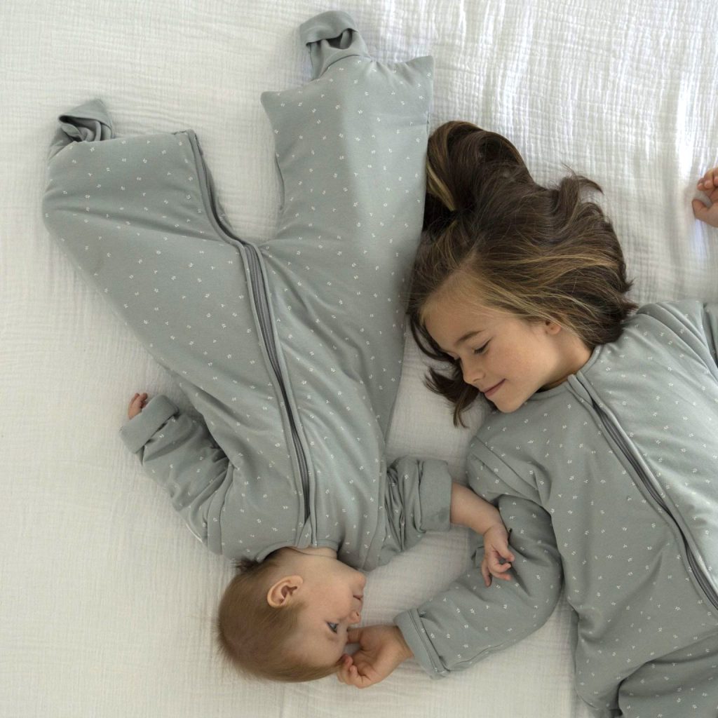 Sacos de dormir para bebé con pies.