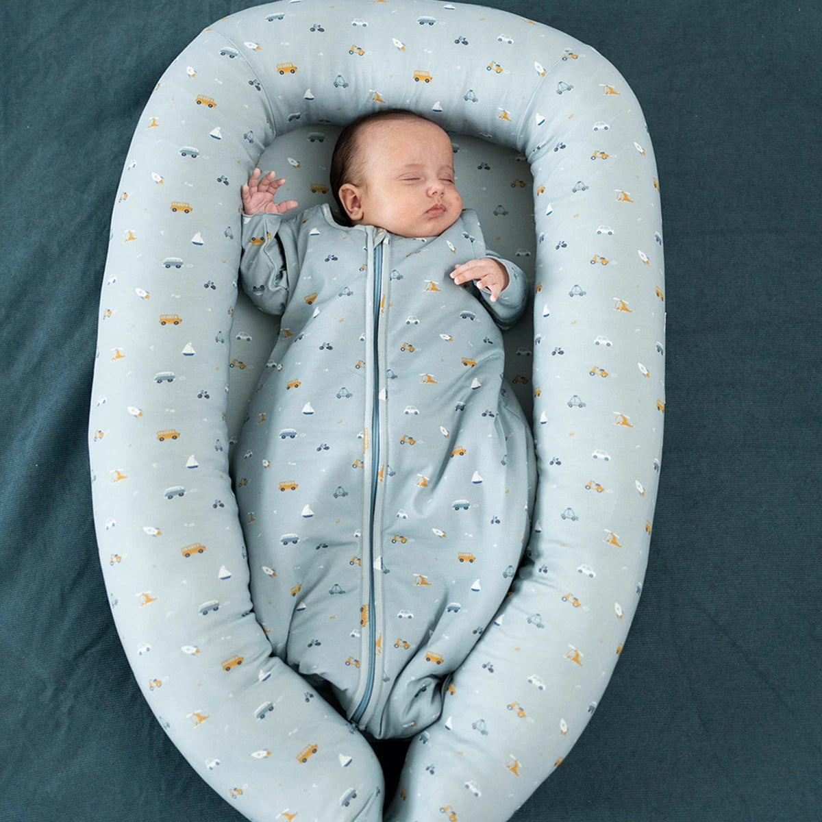 Mi bebé no para de moverse y no duerme: posibles razones Petite Marmotte