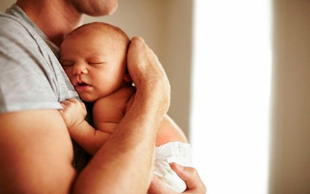 El nuevo permiso de paternidad es de 8 semanas.