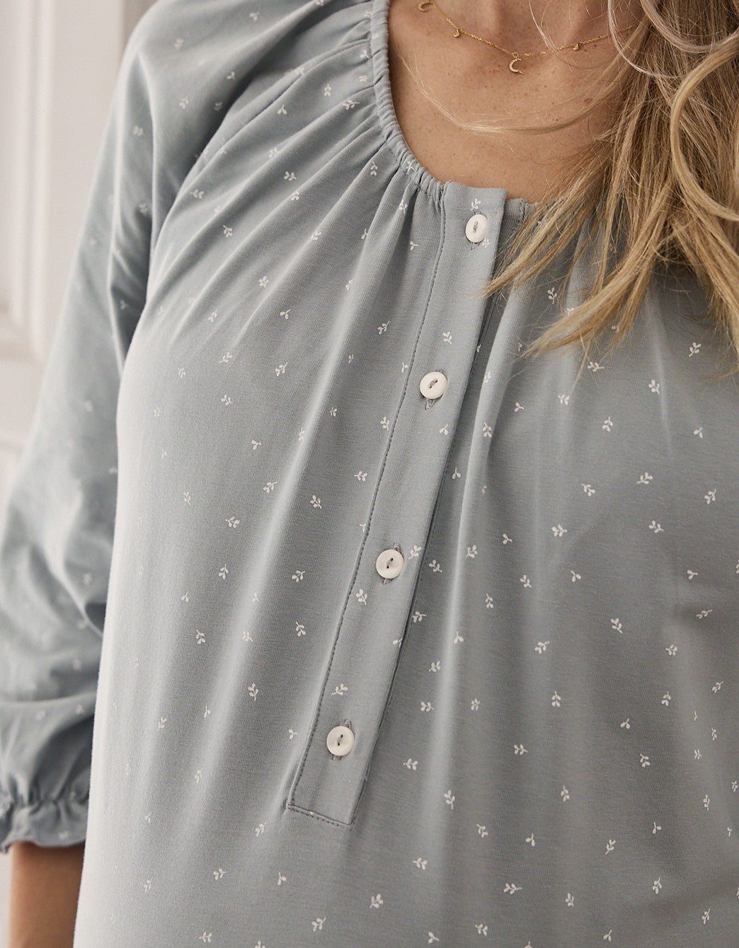 Camisón maternidad Hojas Blancas