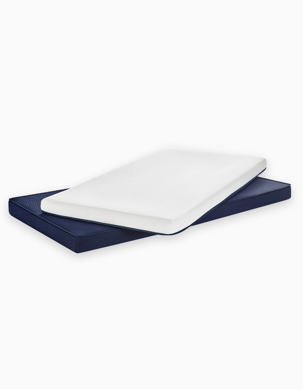 Sistema de funda desmontable en colchón de cuna Care para una mayor higiene.