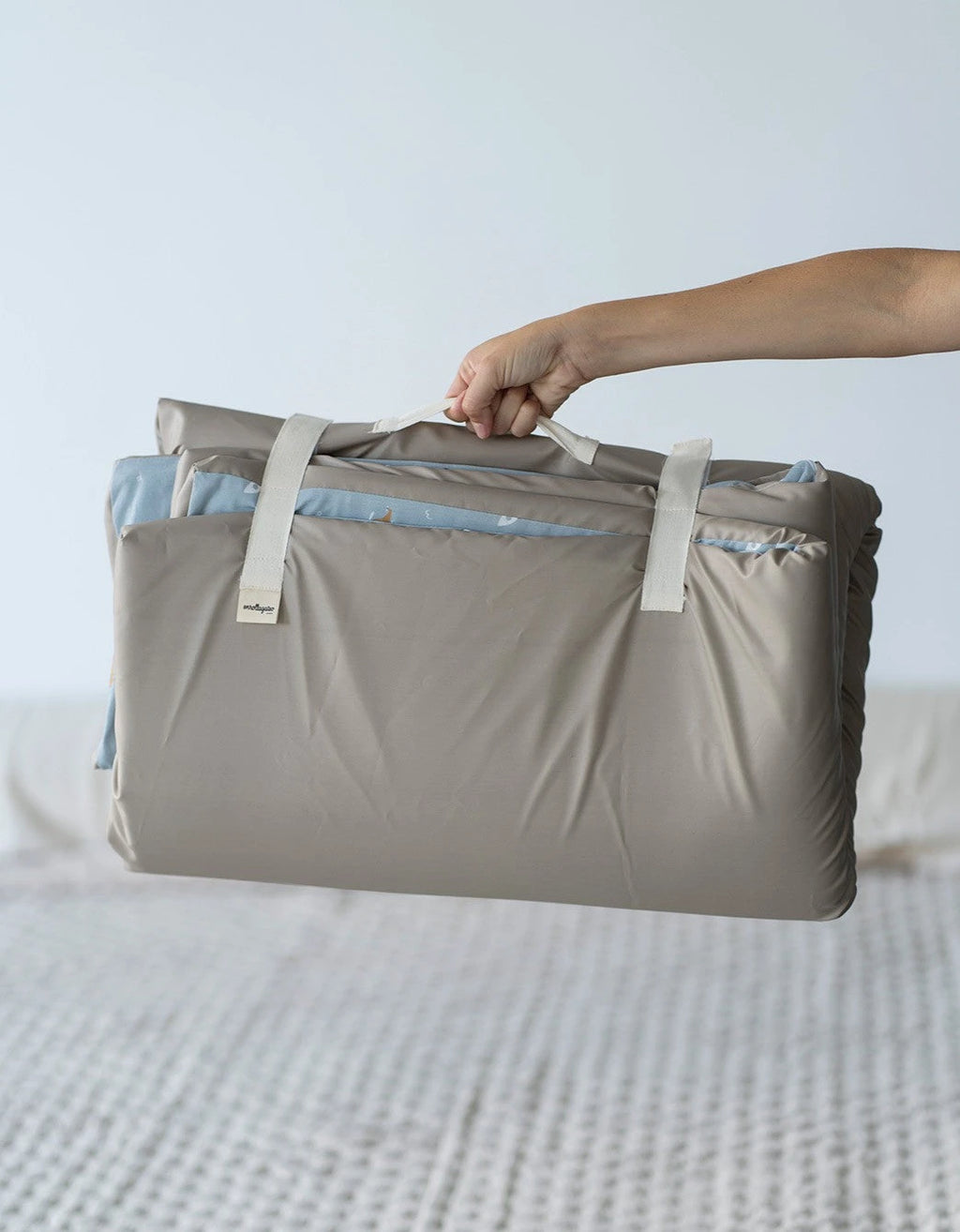 Enrollagateo Olive Cream Petite Marmotte