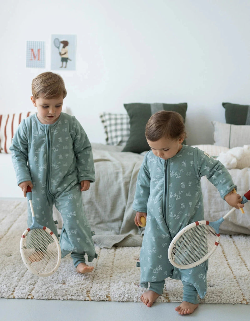 Pijama manta, libertad para moverse y abrigo constante.