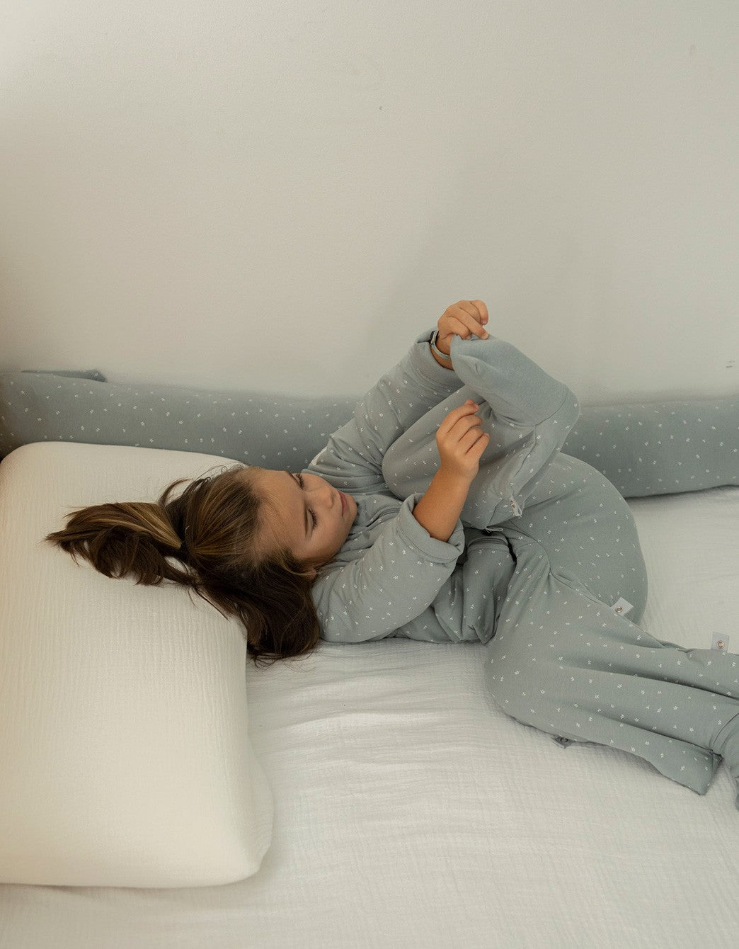 Winter blanket pajamas with white leaves TOG 2.5