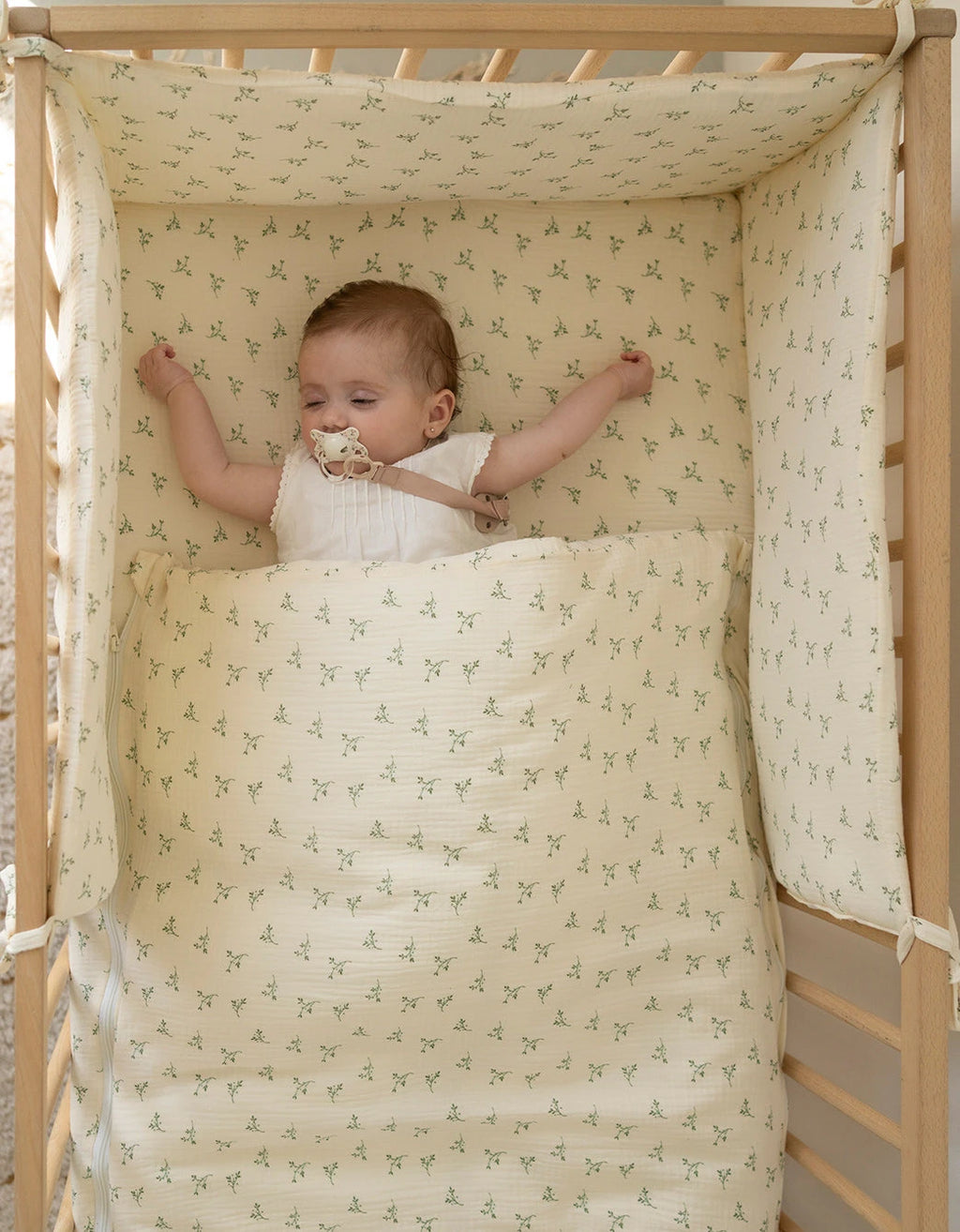 Protector de Cuna Olive Cream Petite Marmotte